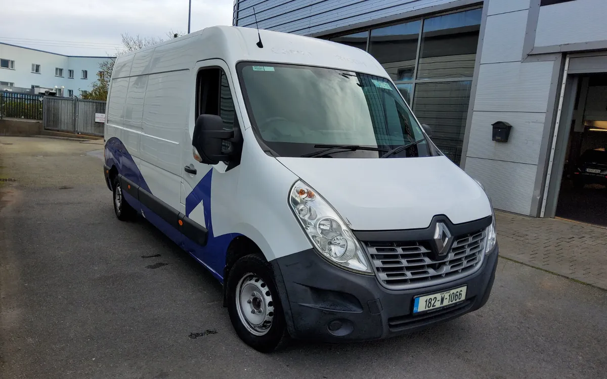 Renault Master 2018 - Image 1