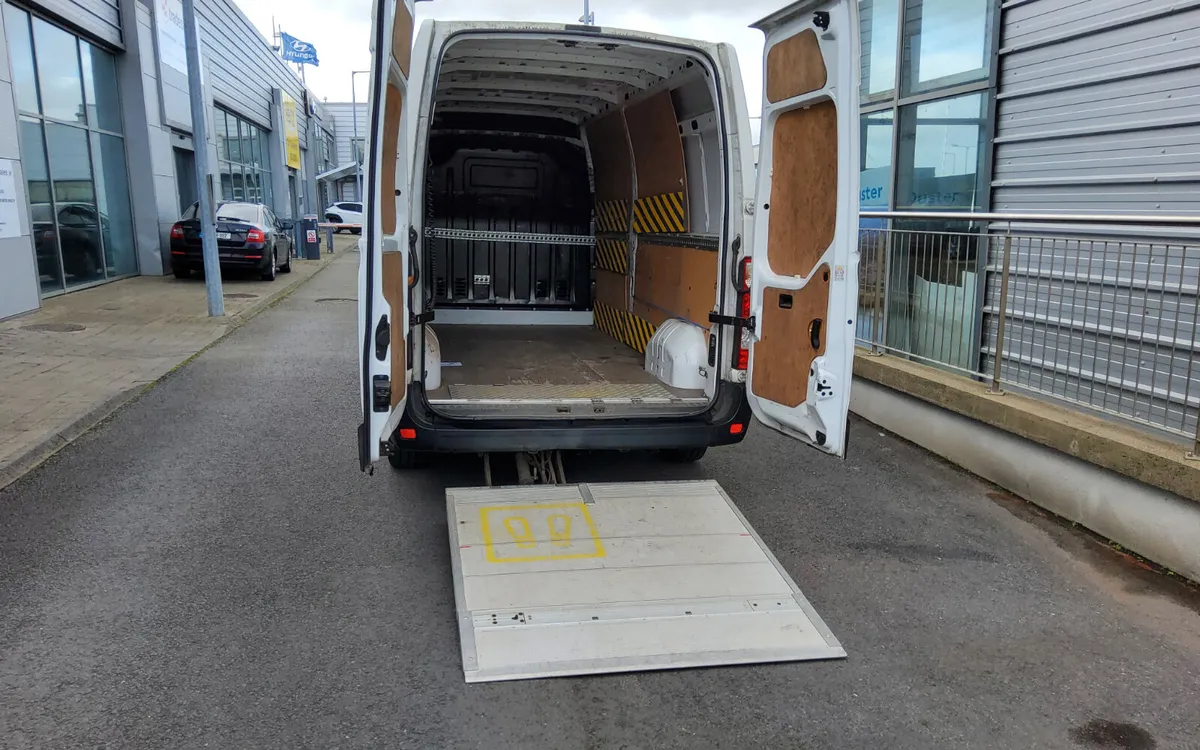 Renault Master 2018 - Image 4