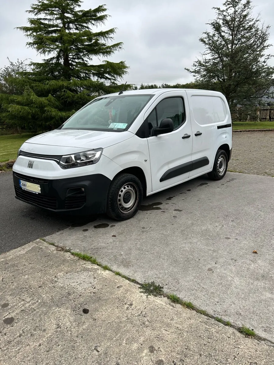 Fiat doblo van - Image 3