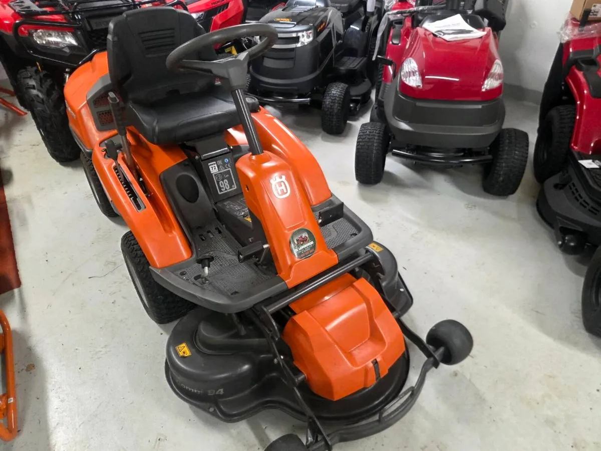 Husquvana lawnmower for sale - Image 2