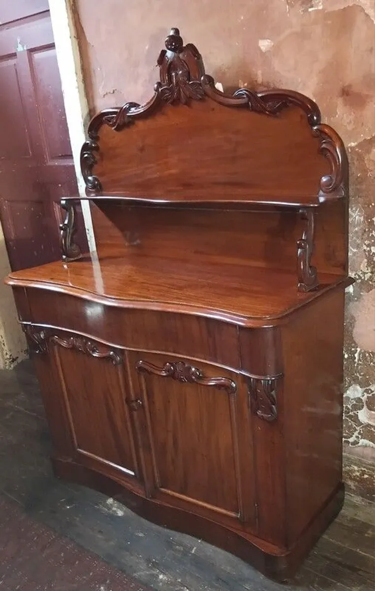 Victorian antique mahogany Cottage Sideboard - Image 2
