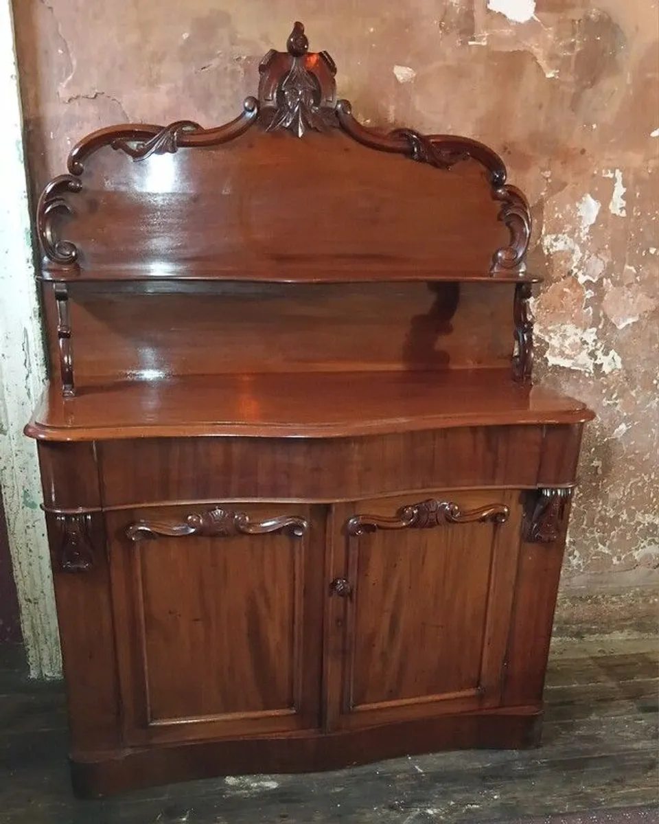 Victorian antique mahogany Cottage Sideboard - Image 3