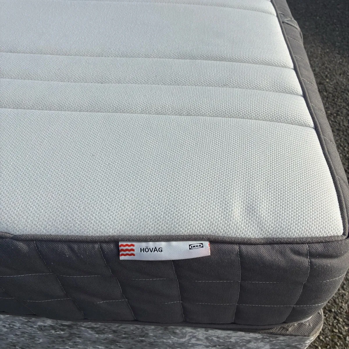 Single crushed Velvet Bed & Mattress - Image 4