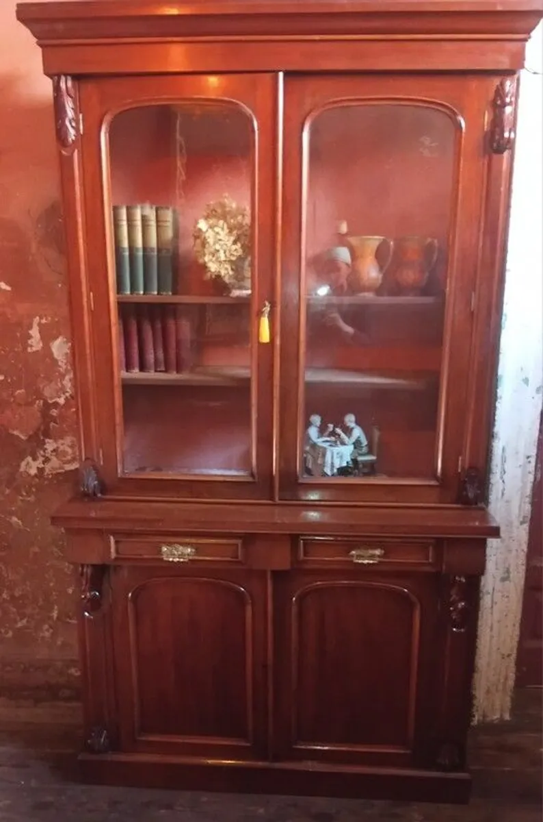 Victorian mahogany antique Bookcase - Image 2