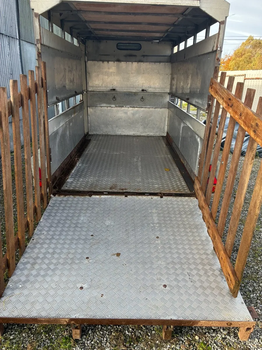 Cattle trailer - Image 3
