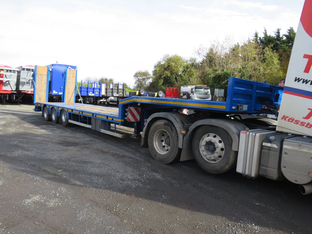 Lowloader Trailer - Image 1