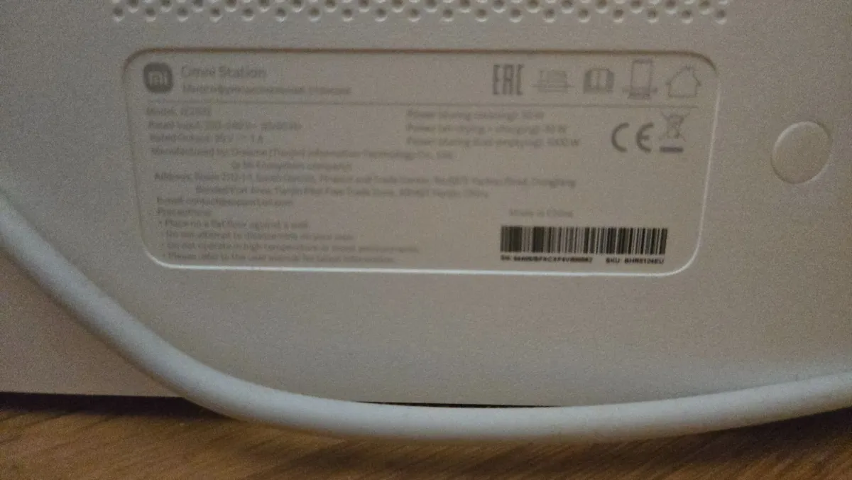 Robot Vacuum - Image 1