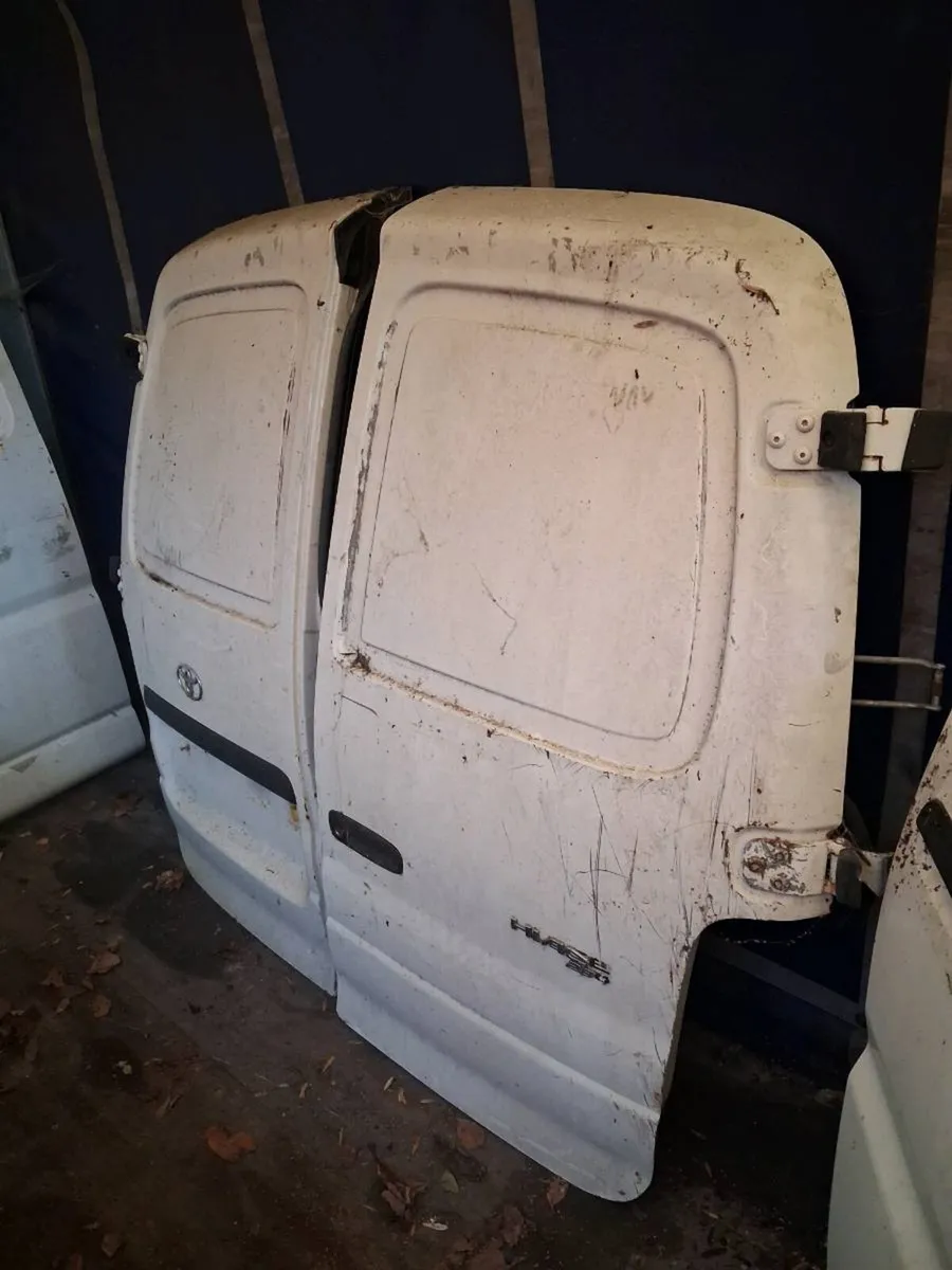 Toyota hiace doors - Image 4