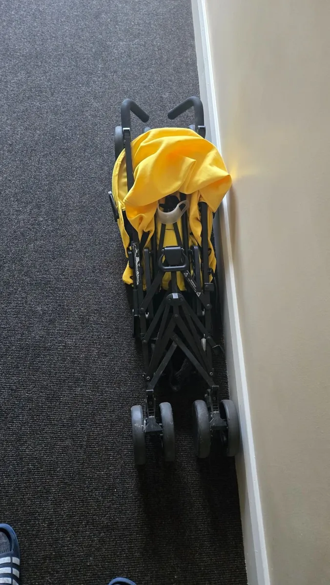 Silver Cross Travell pram - Image 2