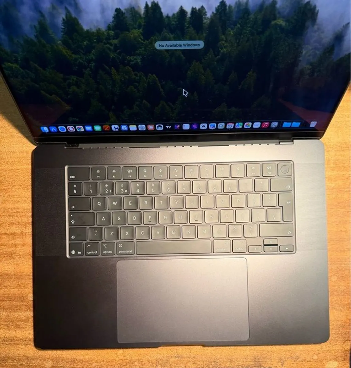 Macbook Pro 16-inch M5 Pro 24GB 1TB Space Black - Image 2
