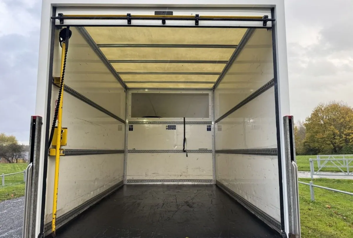 2021 Ford Transit Luton Box Van - Image 2