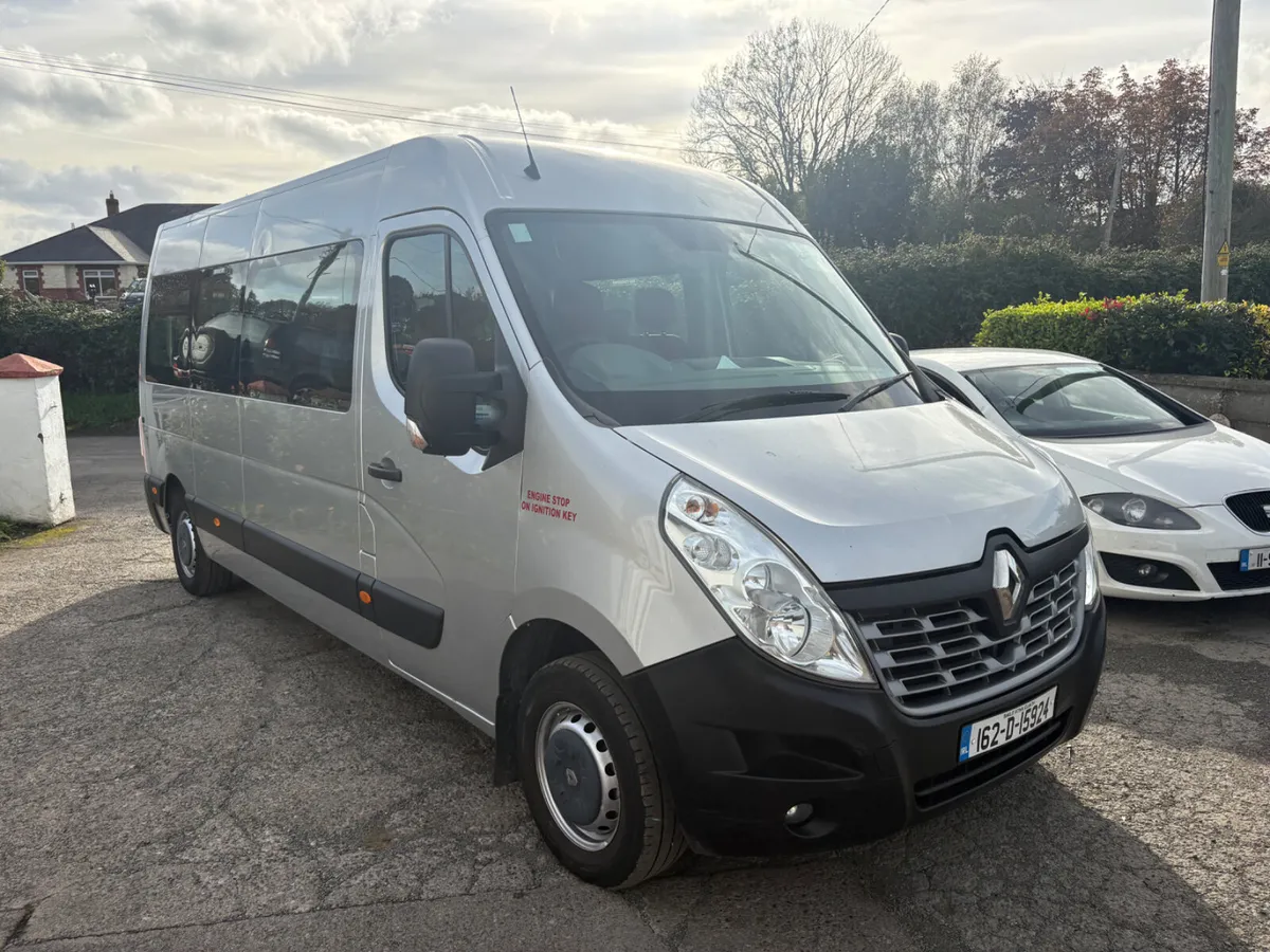 2016 Renault Master 16 seater DOE & TAX 2027 - Image 2