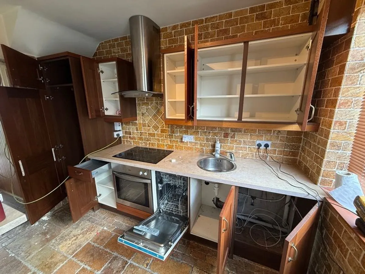 kitchen and appliances - Image 2
