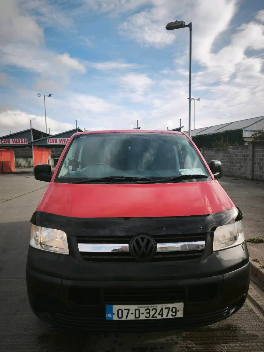 VW Transporter T5 Motor Campervan — €14,500 - Image 2