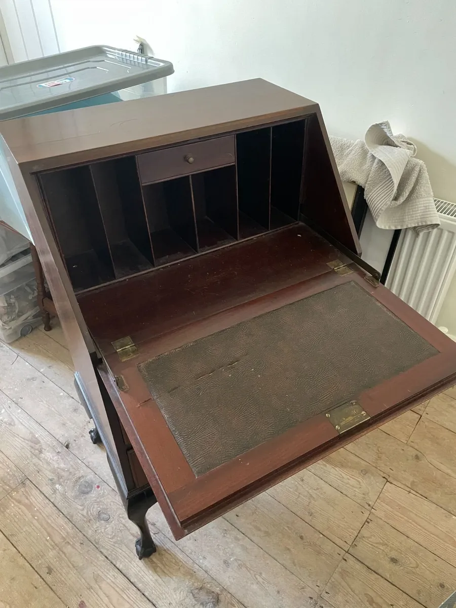 Wooden Bureau - circa 1940 - Image 3