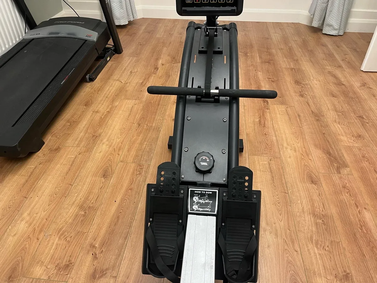 Rowing machine - Image 2