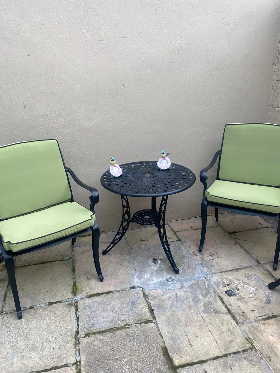 Garden furniture - Image 2