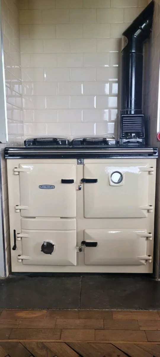 Rayburn solid fuel range - Image 1