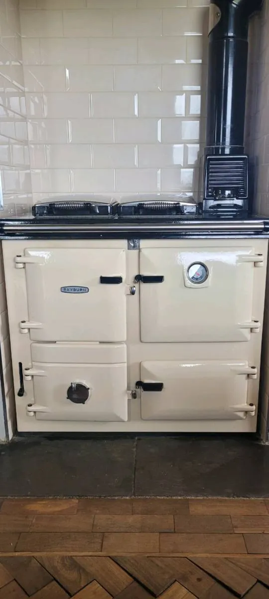 Rayburn solid fuel range - Image 2