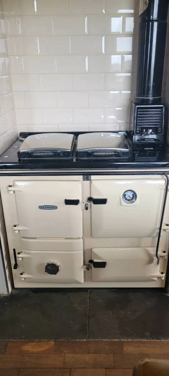 Rayburn solid fuel range - Image 3