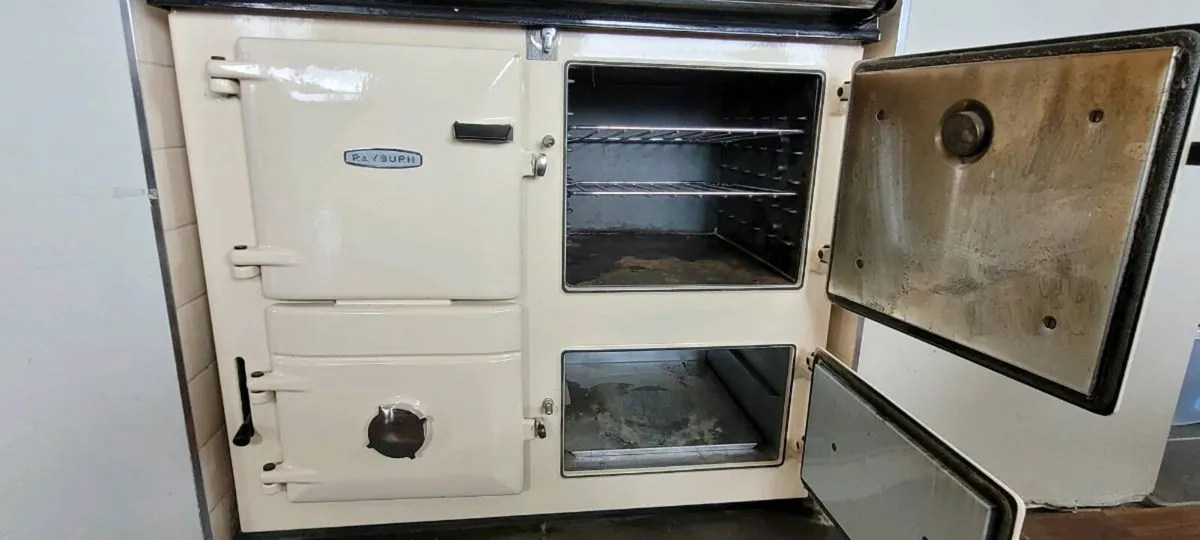 Rayburn solid fuel range - Image 4