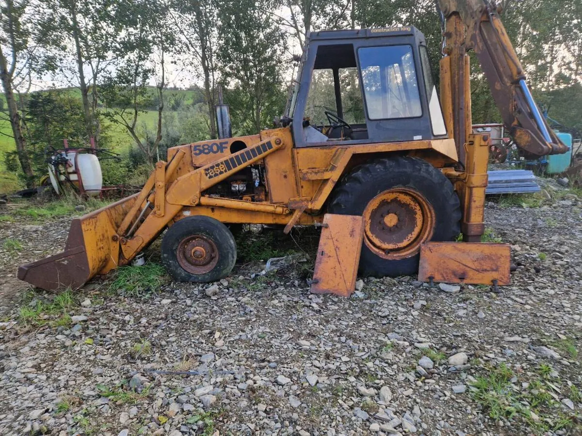 Case 580F digger - Image 2
