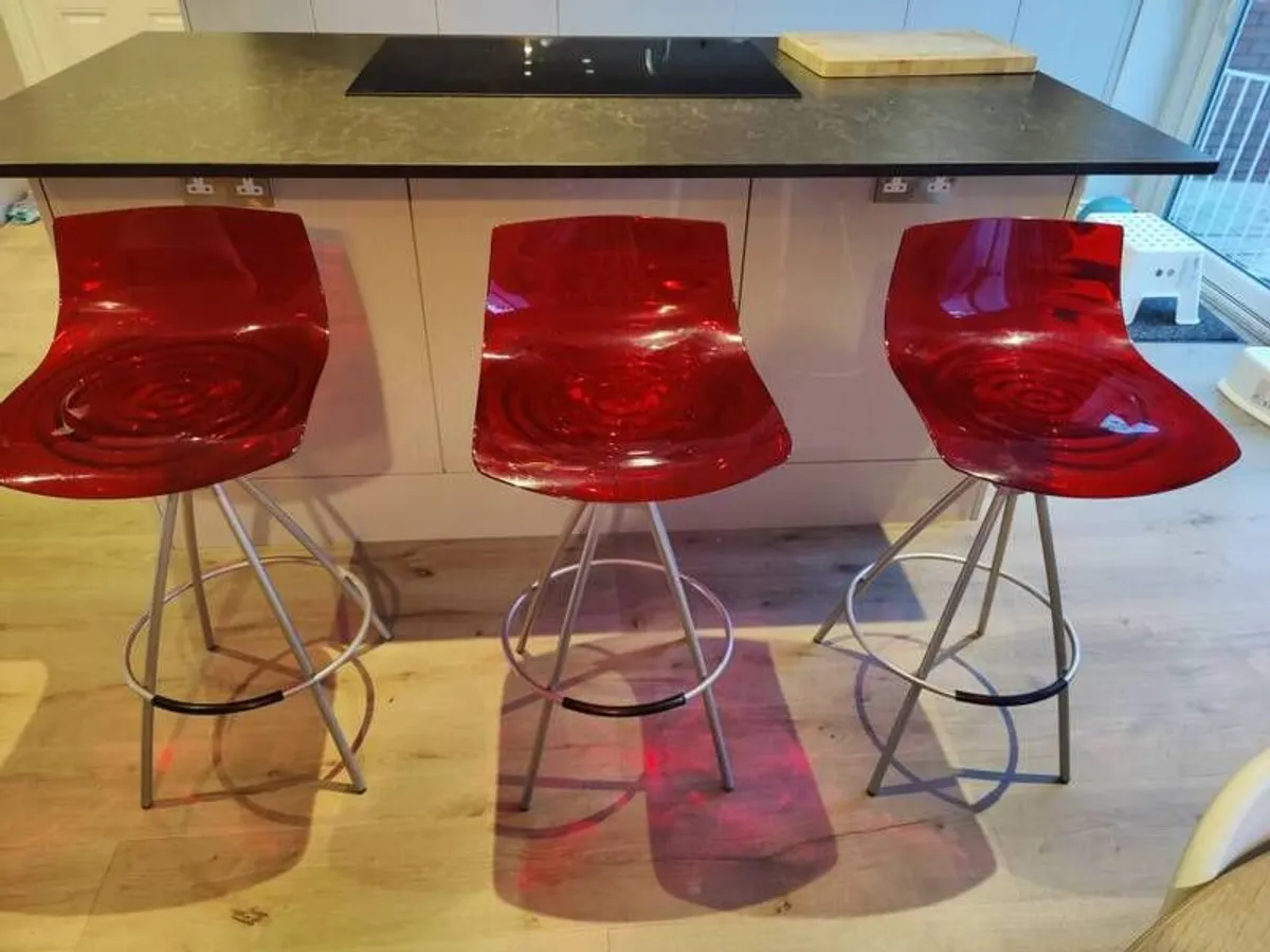 Callgaris L'au Bar stools x 3 - Image 1