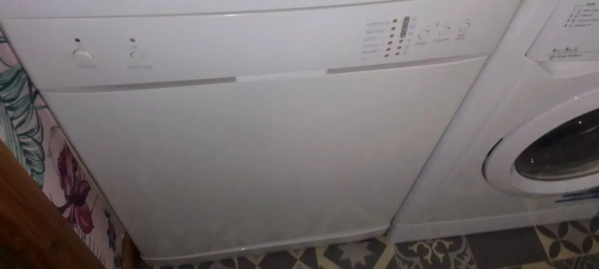 Dishwasher - Image 2