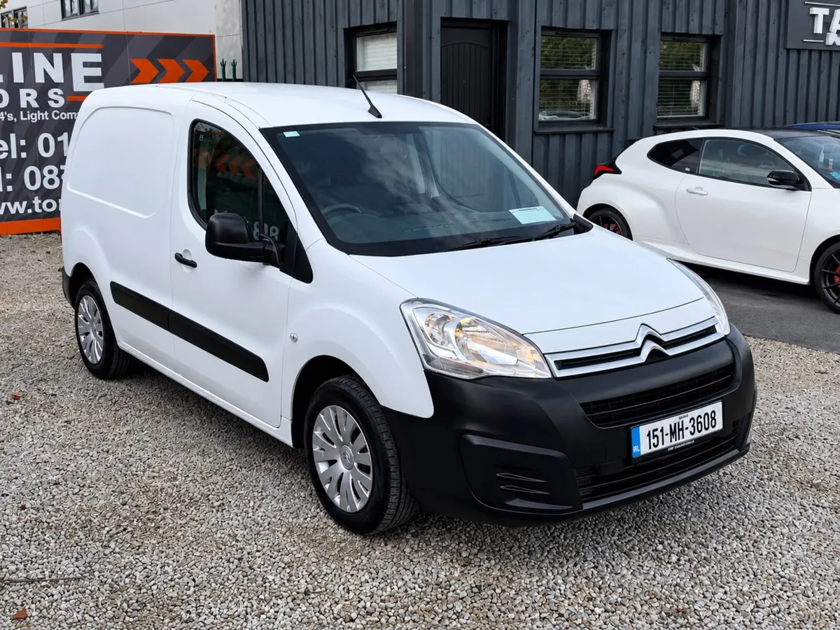 ==NEW DOE//3 SEATER//REVERSE SENSORS== - Image 4
