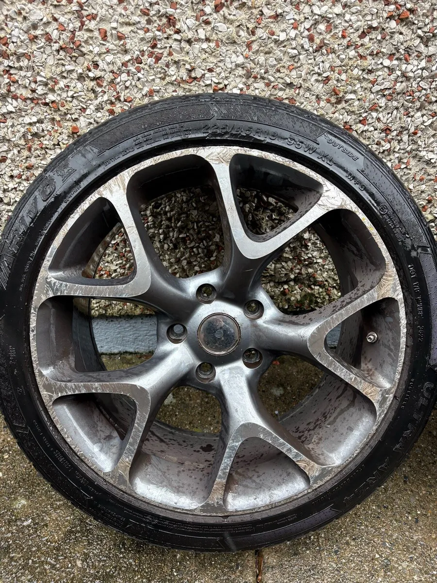 Opel/vauxhall insignia alloys - Image 2