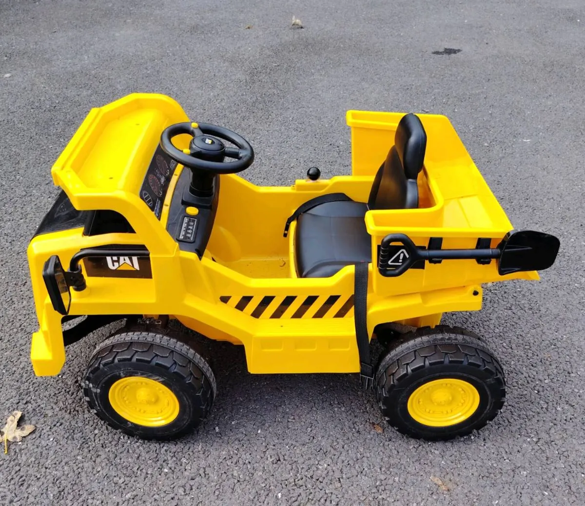 Kids 12v Electric ride on - Image 3