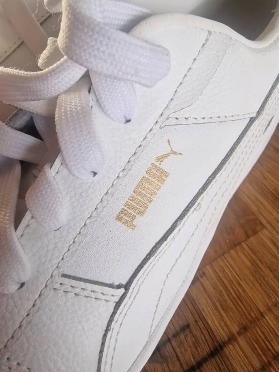 Puma white trainers sz 8 - Image 3