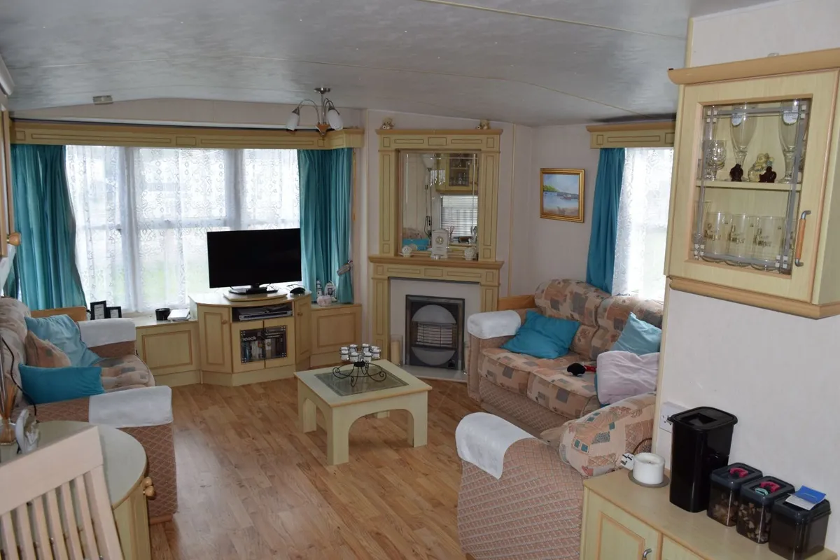 Mobile Home - Image 1