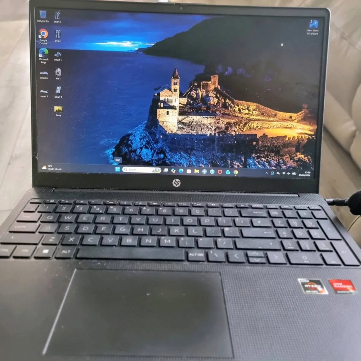 HP Laptop 15-FC0017NA 15.6" Ryzen 5 8GB RAM 256GB - Image 1
