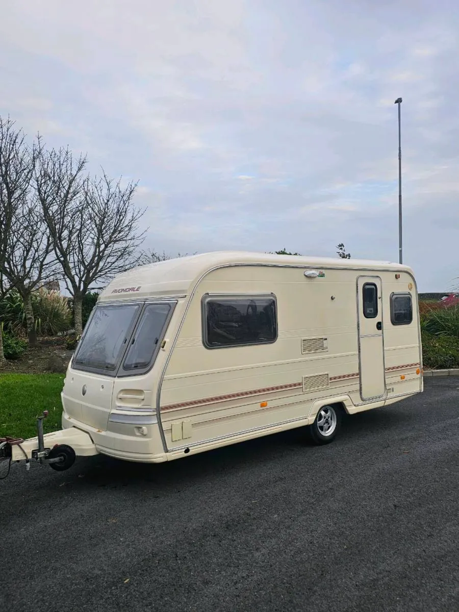 Avondale caravan - Image 1