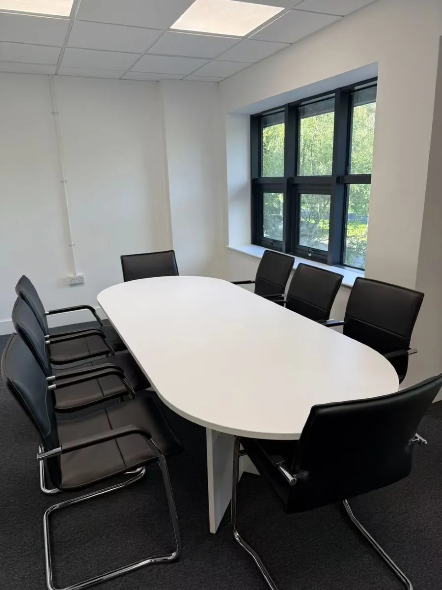 White modern boardroom table  with 8 chairs - Image 1