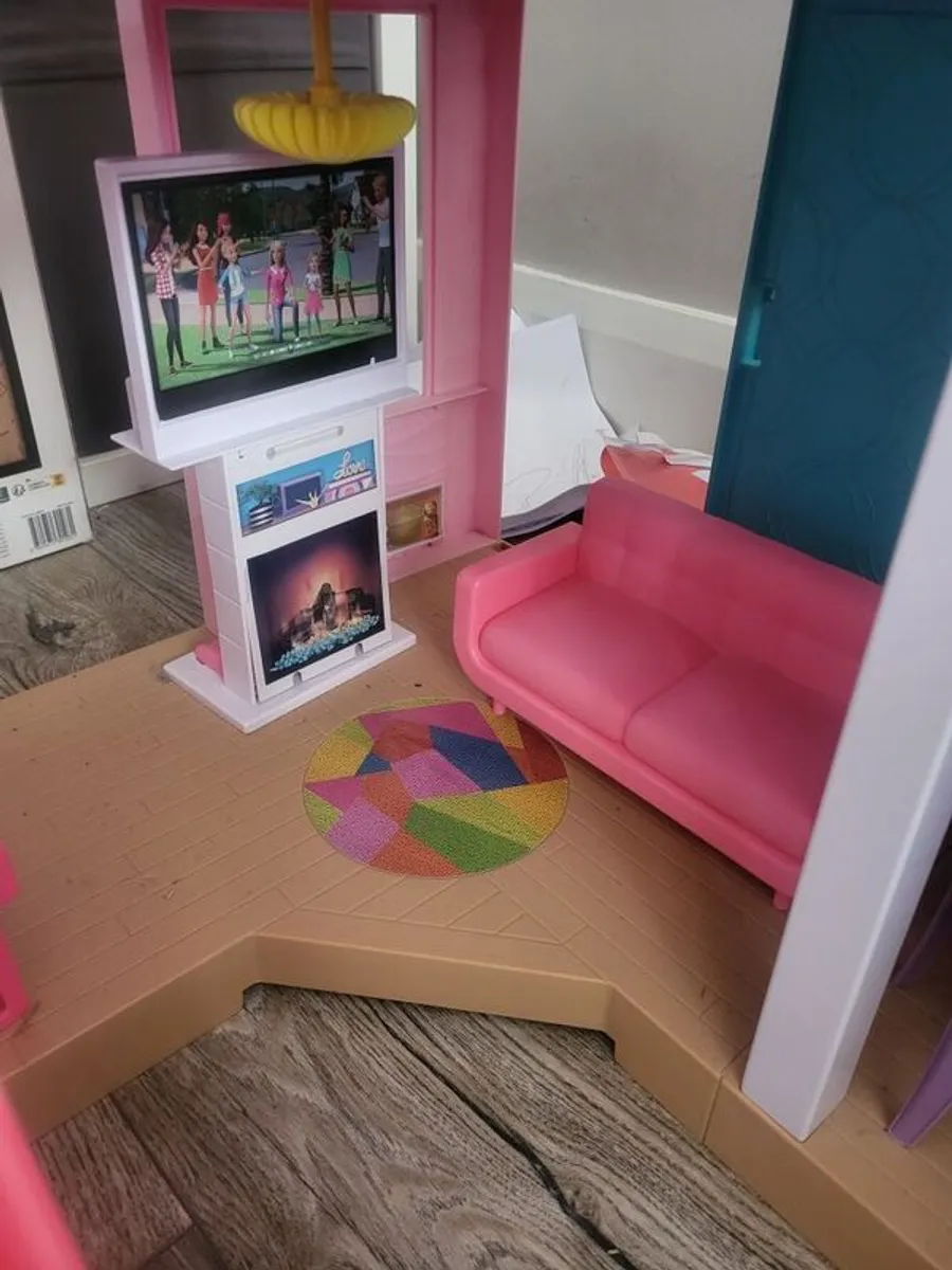 Barbie Dream House - Image 4