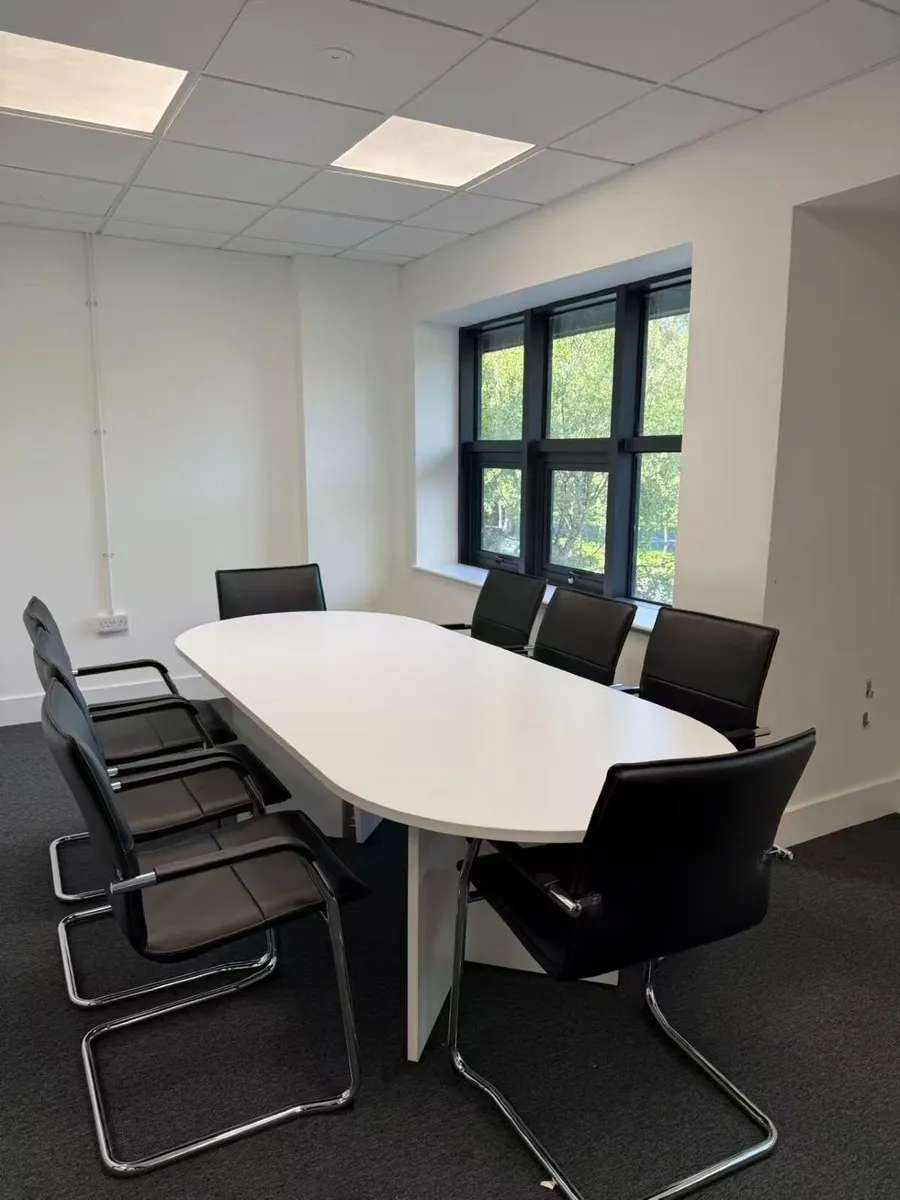 White modern boardroom table  with 8 chairs - Image 2
