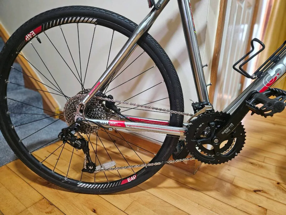 Boardman Hybrid Bicycle - Image 2