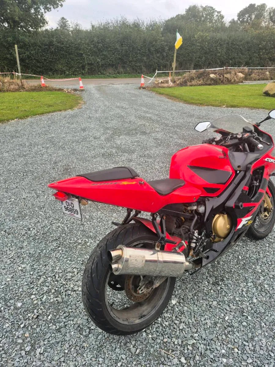 Honda CBR600FS - Image 2
