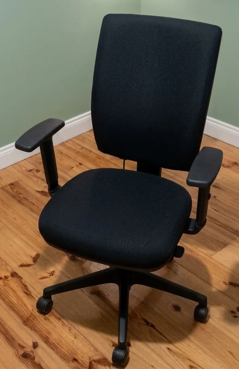 Ergonomic High-Back Office / Task Chair (Black)