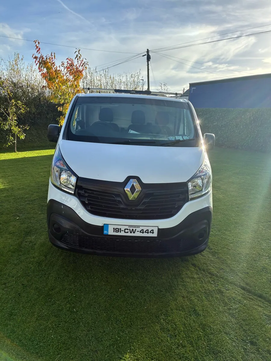 Renault traffic - Image 2