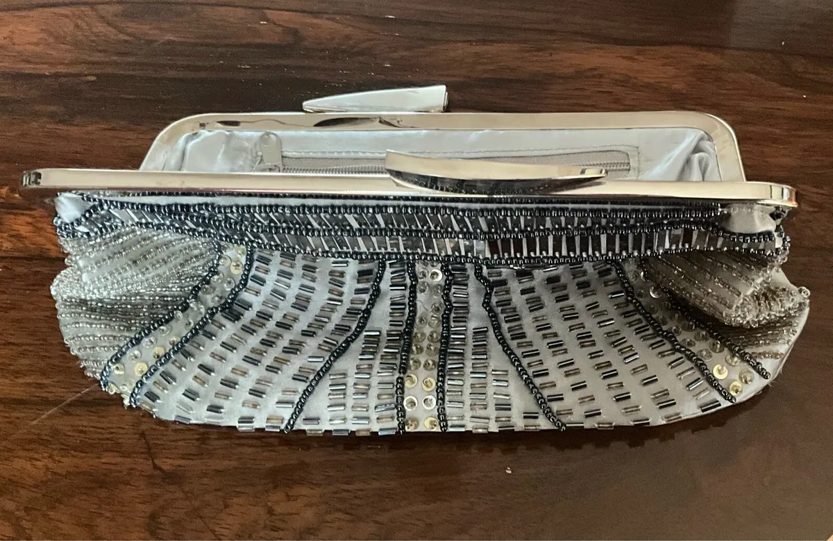Vintage Style Beaded Evening Clutch Bag - Image 1