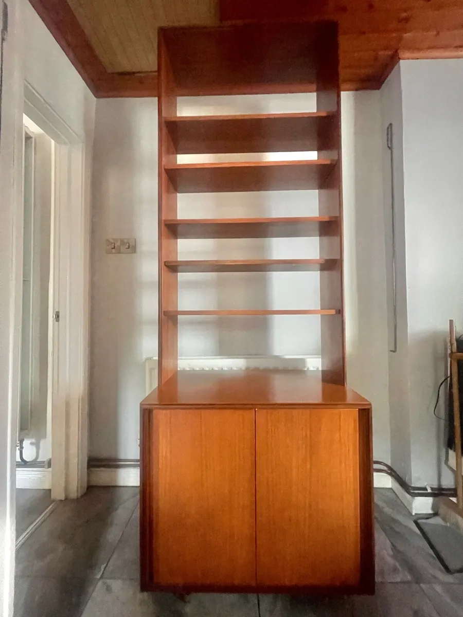 Mid century G plan bookcase plus - Image 2