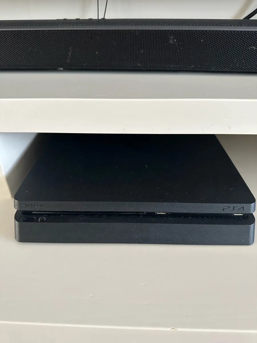 PS4 - Image 1