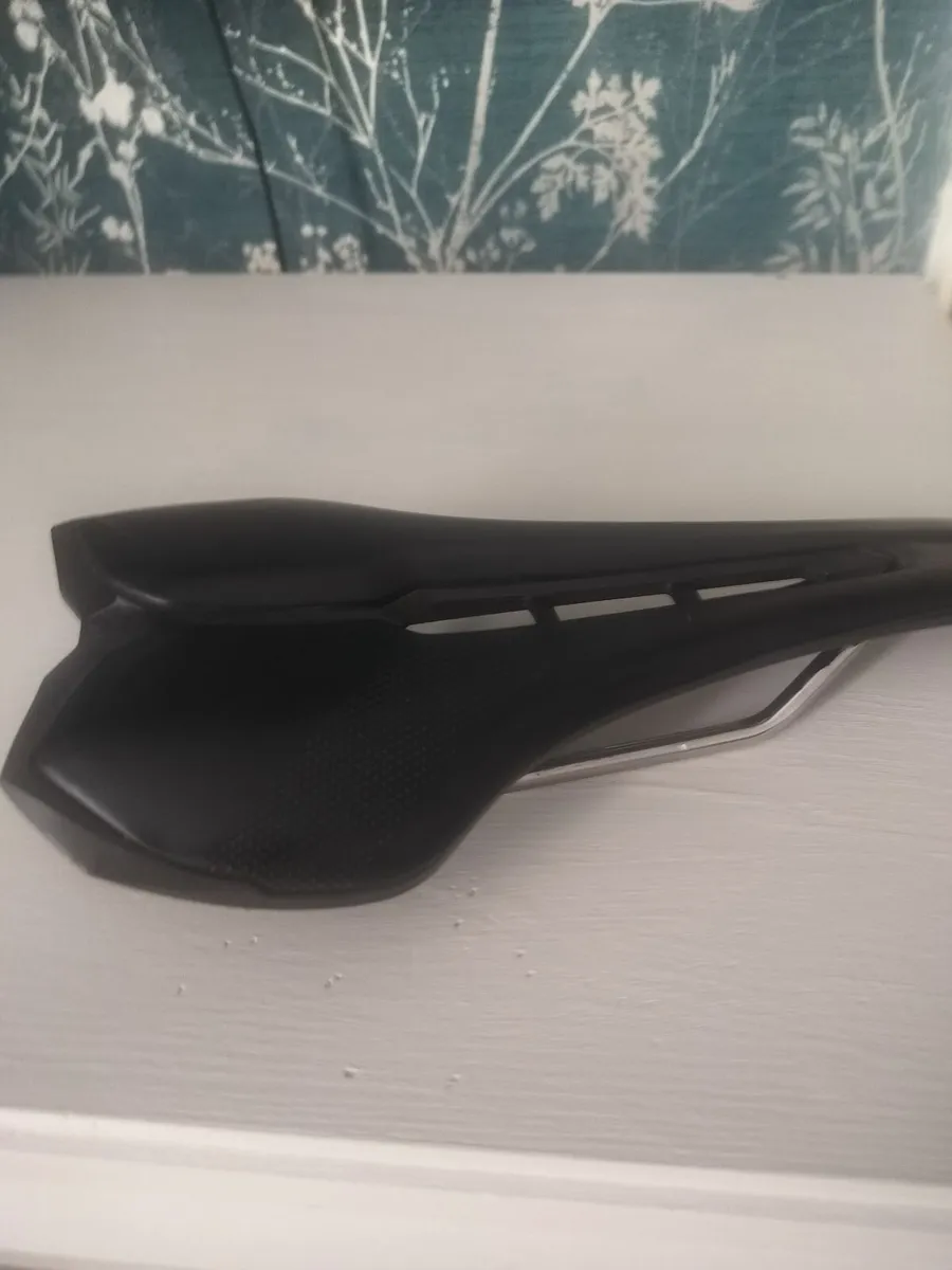 Cycling saddle - Image 3
