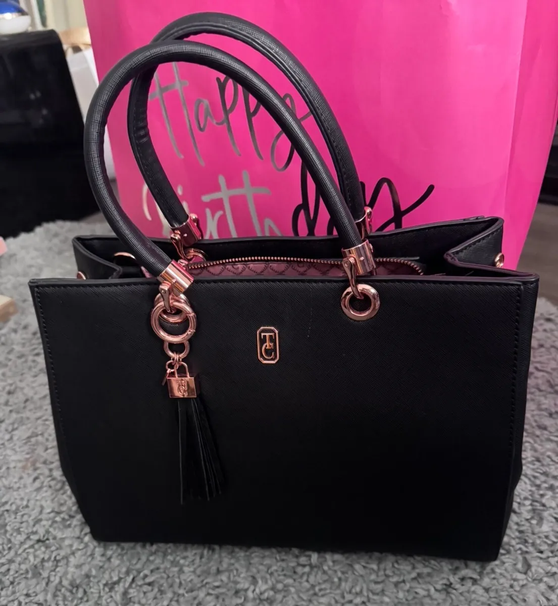 Tipperary Crystal Handbags - Image 1