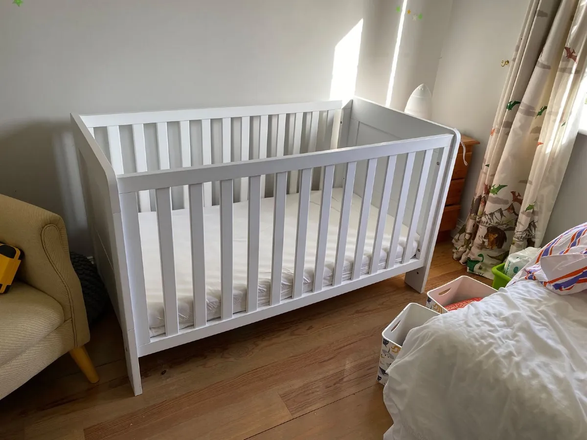 Cotbed - Image 1