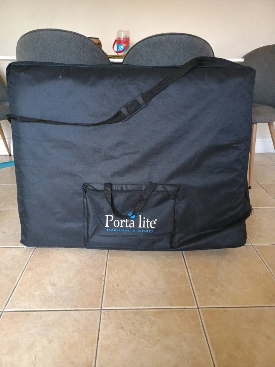 Combi-Lite 3 in 1 portable massage table - Image 4