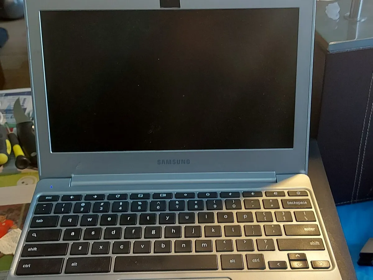 Samsung Chromebook, Model XE500C12, in excellent c - Image 2
